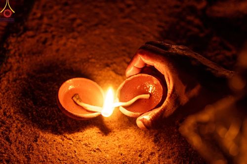 PhotoStory มหาศรัทธา ธรรมยาตราศรีลังกา EP.6 พิธีจุดวิสาขประทีป 6 วัด ถวายเป็น พุทธบูชา  โครงการสยาม-ลังกา ธรรมยาตรา  ฉลองเทศกาลวิสาขบูชาแห่งชาติ ศรีลังกา  บูชาธรรม 80 ปี หลวงพ่อธัมมชโย วันที่ 16 พฤษภาคม พ.ศ. 2567