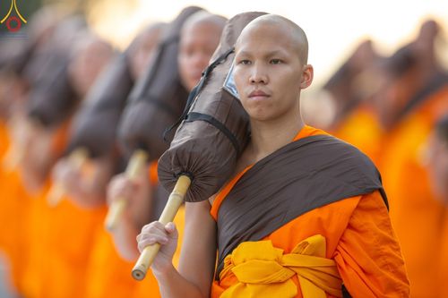 ภาพ No.186920:พระธรรมยาตราปฏิบัติธรรม และถ่ายภาพหมู่ประวัติศาสตร์ ปีที่ 13 ณ ลานทิศตะวันออก มหาวิหารพระมงคลเทพมุนี วัดพระธรรมกาย จ.ปทุมธานี วันเสาร์ที่ 28 ธันวาคม พ.ศ. 2567