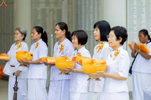 ภาพ No.227357:วันเสาร์ที่ 31 พฤษภาคม พ.ศ. 2568 พิธีเวียนประทักษิณรอบพระอุโบสถ ในพิธีอุปสมบท สามเณรเตรียม DCI รุ่นที่ 22 ณ อุโบสถพระไตรปิฎก วัดพระธรรมกาย