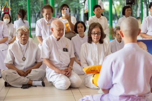 ภาพ No.244682:วันเสาร์ที่ 6 กันยายน พ.ศ. 2568 พิธีขอขมา-รับผ้าไตรของนาคธรรมทายาท โครงการอุปสมบทหมู่บูชาธรรมครบรอบ 108 ปี  วันครูผู้ค้นพบวิชชาธรรมกาย ณ โบสถ์พระไตรปิฎก วัดพระธรรมกาย