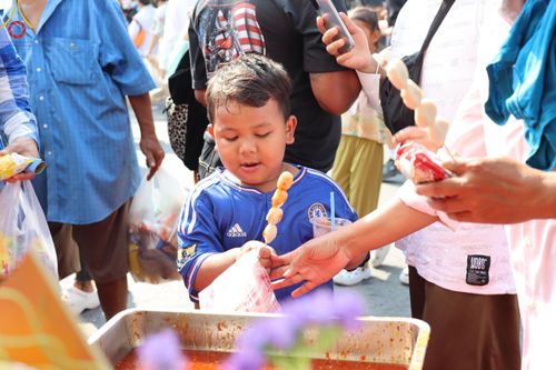 ภาพ No.111225:กิจกรรมงานวันเด็กแห่งชาติ รวมพลังเด็กเก่งและดี สร้างความดีสากล ปีที่ 6 ร่วมจัดโดย เทศบาลเมืองท่าโขลง พุทธสมาคมปทุมธานี องค์การบริหารส่วนตำบลคลองสาม ณ วัดพระธรรมกาย จ.ปทุมธานี วันที่ 13 มกราคม พ.ศ. 2567