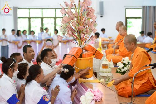 ภาพ No.225856:วันอาทิตย์ที่ 18 พฤษภาคม พ.ศ. 2568 ศูนย์ปฏิบัติธรรมสระบุรี ได้จัดพิธีทอดผ้าป่าฟื้นฟูพระพุทธศาสนา และพิธีมอบใบประกาศนียบัตรเชิดชูเกียรติผู้นำรถ ที่ทำหน้าที่จัดรถเพื่อพาสาธุชนไปร่วมงานวันที่ 22 เมษายน ที่ผ่านมา