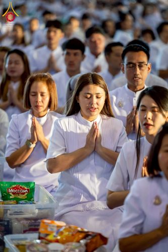 ภาพ No.276990:วันอาทิตย์ที่ 7 ธันวาคม พ.ศ. 2568 พิธีตักบาตรอาทิตย์ต้นเดือน ณ บ้านแก้วเรือนทองคุณยายฯ วัดพระธรรมกาย