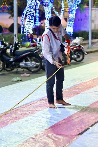 ภาพ No.126766:V.30 เต็มที่ เพื่อโคราช การเตรียมงาน ปฏิบัติงาน และเก็บงาน ของเจ้าหน้าที่หน่วยงานต่างๆ ทุกภาคส่วน เพื่อพิธีทำบุญเมืองนครราชสีมา ฉลอง 556 ปี ตักบาตรพระ 10,000 รูป ในวันเสาร์ที่ 2 มีนาคม พ.ศ.2567 ณ อนุสาวรีย์ท้าวสุรนารี จ.นครราชสีมา จัดโดย คณะสงฆ์จังหวัดนค