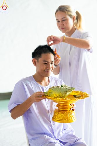 ภาพ No.140255:พิธีตัดปอยผมและปลงผม โครงการอุปสมบทหมู่ธรรมทายาท ระดับอุดมศึกษา รุ่นที่ 51 ภาคฤดูฝน วันเสาร์ที่ 8 มิถุนายน พ.ศ.2567 ณ มหารัตนวิหารคด 9 วัดพระธรรมกาย