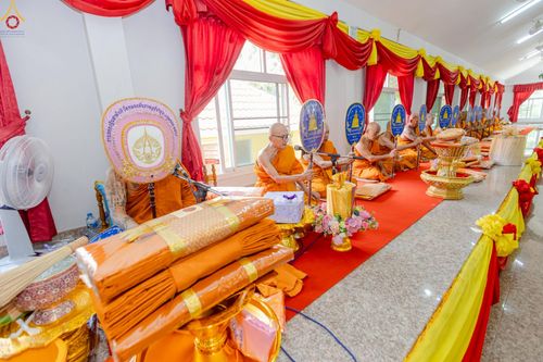 ภาพ No.250964:วันพุธที่ 8 ตุลาคม พ.ศ. 2568 พิธีทอดกฐินสามัคคีทั่วไทย 30,000 วัด โดยคณะศิษยานุศิษย์ บูชาธรรม 81 ปี หลวงพ่อธัมมชโย ณ วัดคลองตันราษฎร์บำรุง อ. บ้านแพ้ว จ. สมุทรสาคร