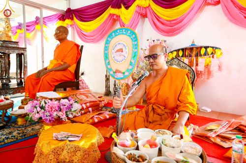 ภาพ No.114428:พิธีทอดผ้าป่าทำนุบำรุงศาสนสถาน ณ วัดโบสถ์บน ต.บางคูเวียง อ.บางกรวย จ.นนทบุรี วันที่ 18 มกราคม พ.ศ. 2567