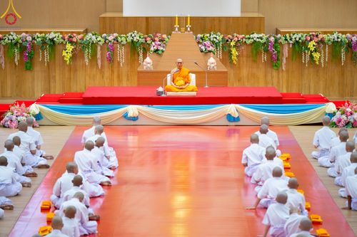 ภาพ No.215767:วันเสาร์ที่ 5 เมษายน พ.ศ. 2568 พิธีขอบรรพชา พิธีขอสรณคมน์และศีล  พิธีขอนิสสัย พิธีถวายบาตร ในโครงการบรรพชาสามเณรฟื้นฟูพระพุทธศาสนาทั่วไทย , โครงการหน่อแก้วเปรียญธรรม รุ่นที่ 13 ,  โครงการสามเณรยุวธรรมทายาท รุ่นที่ 33 , โครงการสามเณรมัชฌิมธรรมทายาท รุ่นที