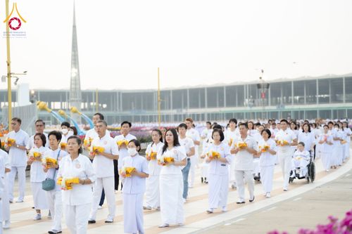 ภาพ No.63136:โครงการอุปสมบทหมู่ บูชาธรรมหลวงพ่อธัมมชโย พ.ศ.2567 ณ ลานธรรม พระมหาธรรมกายเจดีย์ วัดพระธรรมกาย วันที่ 13 เมษายน พ.ศ.2567