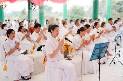 ภาพ No.123986:พิธีทอดผ้าป่า ปิดแผ่นทองค้ำฟ้า ครบรอบ 1 ปี สถาปนาอาคาร 80 ปี หลวงพ่อธัมมชโย ณ ศูนย์ปฏิบัติธรรมวิหารแดง ตำบลเจริญธรรม อำเภอวิหารแดง จ.สระบุรี วันที่ 18 กุมภาพันธ์ พ.ศ. 2567