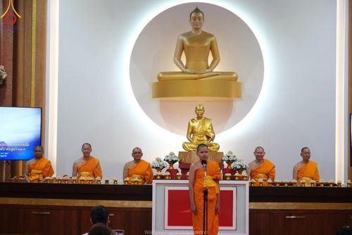 ภาพ No.161386:วัดพระธรรมกายลอนดอน สหราชอาณาจักร จัดงานบุญ น้อมถวายเป็นพุทธบูชา และบูชาธรรมเนื่องในวาระ 140 ปี วันคล้ายวันเกิดด้วยรูปกายเนื้อของ พระมงคลเทพมุนี (สด จนฺทสโร) พระผู้ปราบมาร ในวันที่ 10 ตุลาคม พ.ศ. 2567