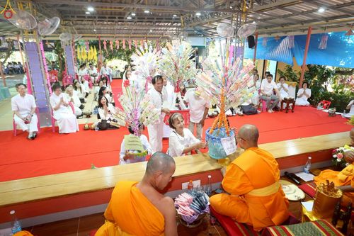 ภาพ No.265859:วันที่ 25 ตุลาคม พ.ศ. 2568 พิธีทอดกฐินสามัคคีทั่วไทย ณ ศูนย์ปฎิบัติธรรมแม่สรวย อำเภอแม่สรวย จ.เชียงราย โดยคณะศิษยานุศิษย์ บูชาธรรม 81 ปี หลวงพ่อธัมมชโย