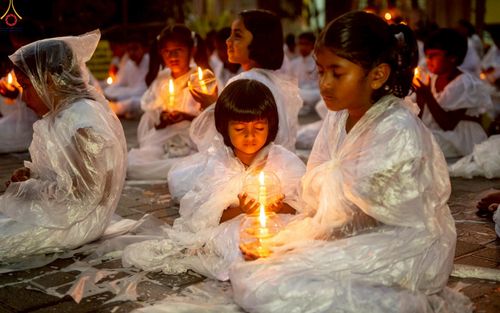 ภาพ No.229951:วันที่ 4 และ 12 พฤษภาคม พ.ศ. 2568 พิธีจุดวิสาขประทีป ถวายเป็นพุทธบูชา ณ วัดสุภัทรารามา มหาวิหาร เมืองบาดุลลา ประเทศศรีลังกา