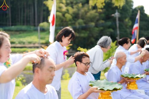 ภาพ No.147422:พิธีตัดปอยผม ขอขมา มอบบาตร ผ้าไตร โครงการปฐมอุปสมบท สมโภชอุโบสถ บูชาธรรม 80 ปี หลวงพ่อธัมมชโย ณ วัดพระธรรมกายโทชิหงิ ประเทศญี่ปุ่น วันพฤหัสบดีที่ 8 สิงหาคม พ.ศ. 2567