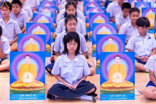 ภาพ No.103633:วันรวมพลังเด็กดี V-star ผู้นำฟื้นฟูศีลธรรมโลก จังหวัดสมุทรปราการ วันพุธที่ 20 ธันวาคม พ.ศ. 2566 ณ เมืองโบราณ จ.สมุทรปราการ