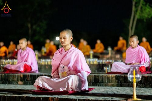 ภาพ No.210476:วันเสาร์ที่ 8 มีนาคม พ.ศ. 2568 พิธีจุดประทีป โครงการบรรพชาสามเณรชาวเนปาล 500 รูป ณ ชาตสถานอุทยานลุมพินีวัน ที่ประสูติขององค์สมเด็จพระสัมมาสัมพุทธเจ้า ลุมพินี ประเทศเนปาล