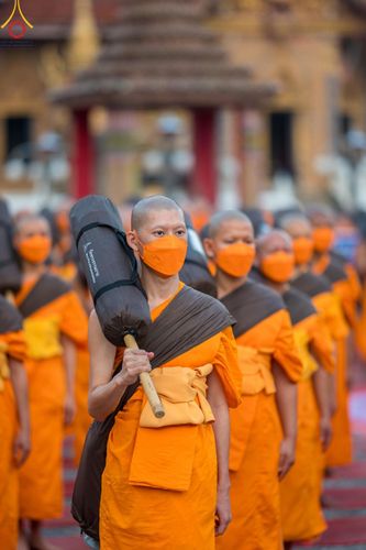 ภาพ No.127947:คณะพระธรรมยาตราฯ ปฎิบัติธรรมและถ่ายภาพหมู่ประวัติศาสตร์ ณ ลานหน้าพระปรางค์สามยอด วัดโคกสมานคุณ อ.หาดใหญ่ จ.สงขลา วันเสาร์ที่ 9 มีนาคม พ.ศ. 2567