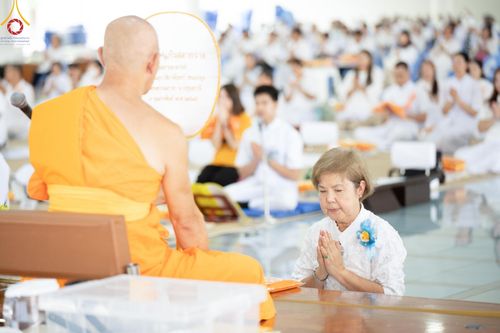 ภาพ No.58610:พิธีบุพเปตพลี ครั้งที่ 149 ร่วมอุทิศบุญแด่หมู่ญาติที่ล่วงลับไปแล้ว และสืบทอดอายุพระพุทธศาสนา วันอังคารที่ 23 เมษายน พ.ศ. 2567 (วันพระ ขึ้น 15 ค่ำ เดือน 5) ณ หอฉันคุณยายอาจารย์ฯ วัดพระธรรมกาย