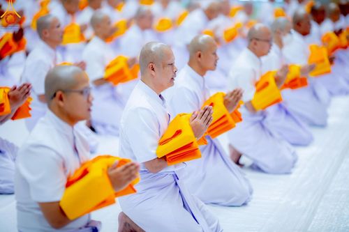 ภาพ No.217187:วันเสาร์ที่ 12 เมษายน พ.ศ. 2568 พิธีบรรพชา พิธีขอศีลและขอนิสสัย พิธีมอบบาตร ในโครงการอุปสมบทหมู่ บูชาธรรมหลวงพ่อธัมมชโย, โครงการธรรมทายาท ระดับอุดมศึกษา รุ่นที่ 52 ,  โครงการบวชพระนานาชาติ AEC & WAB CEO รุ่นที่ 4 ณ วัดพระธรรมกาย