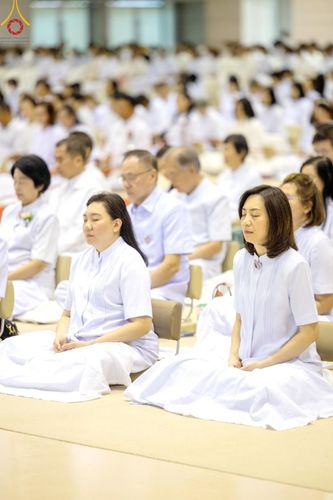 ภาพ No.188011:พิธีบูชาข้าวพระ วันขึ้นปีใหม่ 2568 ณ วัดพระธรรมกาย จ.ปทุมธานี วันที่ 1 มกราคม พ.ศ. 2568