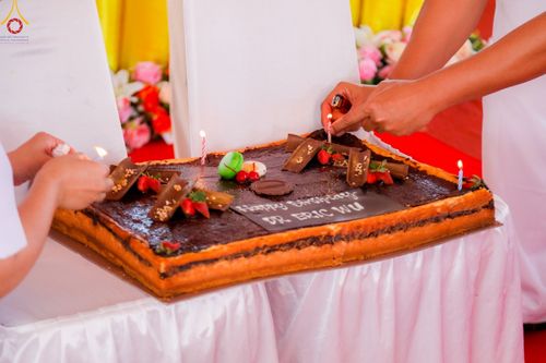 ภาพ No.104156:พิธีโปรยรัตนชาติ วางศิลาฤกษ์ สามเณรธรรมทายาทชาวอินโดนีเซียกว่า 1,000 รูป ณ มหาเจดีย์บุโรพุทโธ ประเทศอินโดนีเซีย ในวันที่ 21 ธันวาคม พ.ศ. 2566