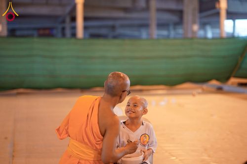 ภาพ No.214278:วันอาทิตย์ที่ 30 มีนาคม พ.ศ. 2568  พิธีปลงผมสามเณรฟื้นฟูทั่วไทย ณ มหารัตนวิหารคด คอร์ 22 วัดพระธรรมกาย จ.ปทุมธานี