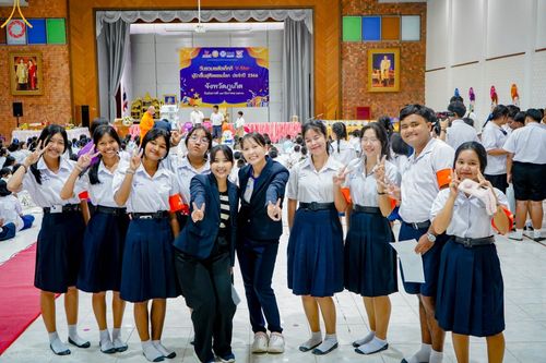 ภาพ No.105110:วันรวมพลังเด็กดี V-star ผู้นำฟื้นฟูศีลธรรมโลก จังหวัดภูเก็ต วันที่ 19 ธันวาคม พ.ศ. 2566 ณ โรงเรียนเมืองถลาง จ.ภูเก็ต