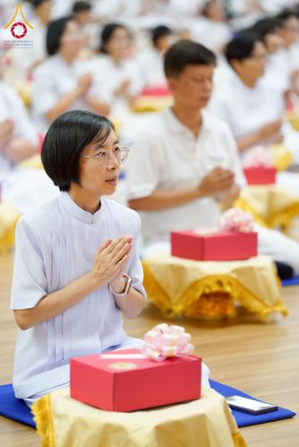 ภาพ No.237828:วันอาทิตย์ที่ 10 สิงหาคม พ.ศ. 2568 พิธีถวายไทยธรรมมุทิตาเปรียญธรรมและบาลีศึกษา ณ ห้องแก้วสารพัดนึก2 วัดพระธรรมกาย ปทุมธานี