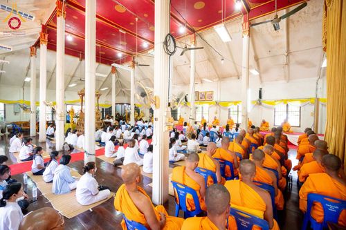 ภาพ No.197278:พิธีทอดผ้าป่าทำนุบำรุงศาสนสถาน ณ วัดอัมพวัน ตำบลบางม่วง อำเภอบางใหญ่ จังหวัดนนทบุรี ในโครงการธรรมยาตรา กตัญญูบูชา มหาปูชนียาจารย์ พระมงคลเทพมุนี(สด จนฺทสโร) พระผู้ปราบมาร อนุสรณ์สถาน 7 แห่ง ปีที่ 13 วันที่ 17 มกราคม พ.ศ. 2568