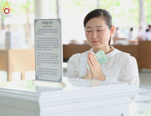 ภาพ No.226523:วันที่ 26 พฤษภาคม พ.ศ. 2568 พิธีบุพเปตพลี ครั้งที่ 164 ร่วมอุทิศบุญแด่หมู่ญาติที่ล่วงลับไปแล้ว และสืบทอดอายุพระพุทธศาสนา ณ หอฉันคุณยายอาจารย์ฯ วัดพระธรรมกาย