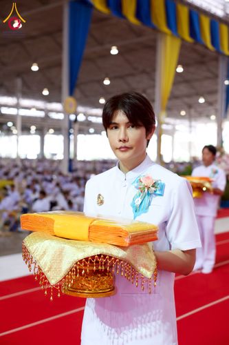 ภาพ No.264513:วันอาทิตย์ที่ 2 พฤศจิกายน พ.ศ. 2568 พิธีทอดกฐินสามัคคี ณ สภาธรรมกายสากล วัดพระธรรมกาย