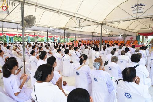 ภาพ No.158107:พิธีทอดผ้าป่า ติดตั้งแผ่นสิริฉะทะนะรัสมี(หลังคา) อาคาร 80 ปี หลวงพ่อธัมมชโย วันอาทิตย์ที่ 22 กันยายน พ.ศ. 2567 ณ ศูนย์ปฏิบัติธรรมวิหารแดง อ.วิหารแดง จ.สระบุรี