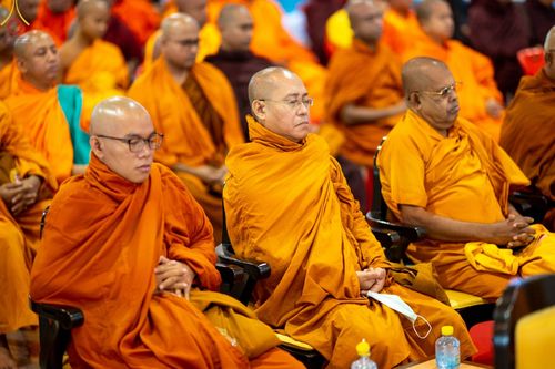 ภาพ No.76928:พิธีบูชาข้าวพระ ในวันมาฆบูชา อาทิตย์ต้นเดือนที่ 6 มีนาคม พ.ศ. 2566 ณ วัดพระธรรมกาย จ.ปทุมธานี