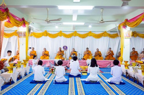 ภาพ No.259261:วันที่ 19 ตุลาคม พ.ศ. 2568 พิธีทอดกฐินสามัคคีทั่วไทย 30,000 วัด โดยคณะศิษยานุศิษย์ บูชาธรรม 81 ปี หลวงพ่อธัมมชโย ณ วัดบ้านพร้าวนอก ต.เชียงรากใหญ่ อ.สามโคก จ.ปทุมธานี