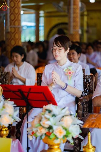 ภาพ No.166749:พิธีทอดกฐิน ณ วัดเขาดินมังกรทอง อ.บ่อทอง จ.ชลบุรี  ในโครงการกฐินสามัคคีทั่วไทย 30,000 วัด บูชาธรรม 80 ปี หลวงพ่อธัมมชโย โดยคณะศิษยานุศิษย์วัดพระธรรมกาย วันที่ 23 ตุลาคม พ.ศ. 2567