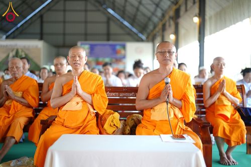 ภาพ No.176943:พิธีทอดกฐิน ณ วัดศรีวรรณวนาราม จ.ปทุมธานี ในโครงการทอดกฐินสามัคคีทั่วไทย 30,000 วัด บูชาธรรม 80 ปี หลวงพ่อธัมมชโย โดยคณะศิษยานุศิษย์วัดพระธรรมกาย วันที่ 2 พฤศจิกายน พ.ศ. 2567