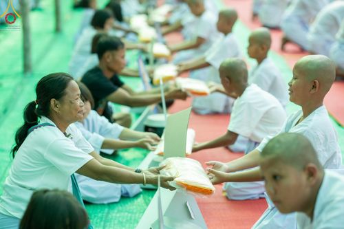 ภาพ No.62997:Photo Story  มหัศจรรย์วัดดงดินแดง Episode 2 โครงการบรรพชาอุปสมบทหมู่ ฟื้นฟูพระพุทธศาสนาทั่วไทย ณ วัดดงดินแดง อ.อมก๋อย จ.เชียงใหม่ วันที่ 3 เมษายน พ.ศ. 2567