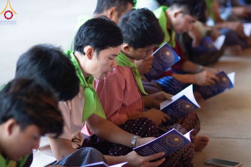 ภาพ No.100036:พิธีทอดผ้าป่า เมียนมาร์ และพิธีสวดธรรมจักร ครั้งที่ 5 ประจำปี พ.ศ. 2566 วันอาทิตย์ที่ 3 ธันวาคม พ.ศ. 2566