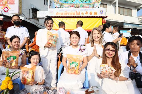 ภาพ No.312868:วันอาทิตย์ที่ 8 มีนาคม พ.ศ.2569 ทำบุญเมืองนครราชสีมา 558 ปี ตักบาตรพระ 10,000 รูป (ภาพชุดที่ 2)