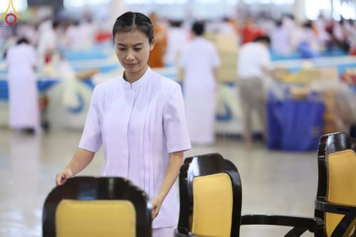 ภาพ No.59802:V.39 ทุ่มสุดใจ ธรรมชัย 80 ปี การเตรียมงาน การปฏิบัติงาน ของเจ้าหน้าที่หน่วยงานต่างๆ เพื่อพิธีฉลองอายุวัฒนมงคล 80 ปี หลวงพ่อธัมมชโย และรับถวายมหาสังฆทาน 10,000 กว่าวัดทั่วประเทศ ในวันคุ้มครองโลก จันทร์ที่ 22 เมษายน พ.ศ. 2567