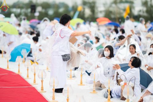 ภาพ No.119840:V.19 แกล้วกล้า การเตรียมงาน เก็บงาน การรับบุญของเจ้าหน้าที่หน่วยงานต่างๆ เพื่อโครงการธรรมยาตรา กตัญญูบูชามหาปูชนียาจารย์ พระมงคลเทพมุนี (สด จนฺทสโร) พระผู้ปราบมาร อนุสรณ์สถาน 7 แห่ง ปีที่ 12 ระหว่างวันที่ 2 - 31 มกราคม พ.ศ.2567