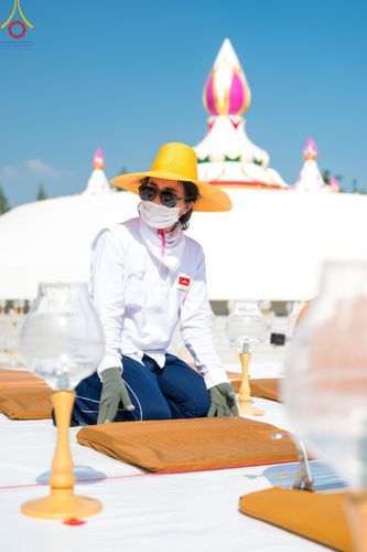 ภาพ No.110155:V.8 พลังทีม การเตรียมงาน เก็บงาน การรับบุญของเจ้าหน้าที่หน่วยงานต่างๆ เพื่อโครงการธรรมยาตรา กตัญญูบูชามหาปูชนียาจารย์ พระมงคลเทพมุนี (สด จนฺทสโร) พระผู้ปราบมาร อนุสรณ์สถาน 7 แห่ง ปีที่ 12 ระหว่างวันที่ 2 - 31 มกราคม พ.ศ.2567