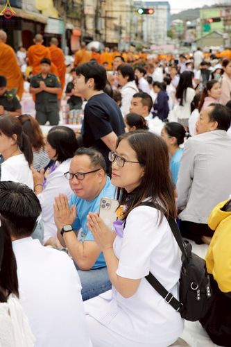 ภาพ No.245412:วันอาทิตย์ที่ 14 กันยายน พ.ศ. 2568 ตักบาตรพระ 555 รูป มหากุศล  น้อมถวายเป็นพุทธบูชา ณ หอนาฬิกาเบตง อ.เบตง จ.ยะลา