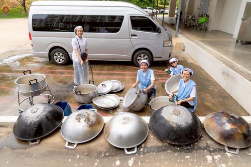 ภาพ No.243415:วันที่ 23-31 สิงหาคม พ.ศ. 2568 เจ้าหน้าที่ทุกสถานะ ทุ่มเทจัดงาน สัมมนารวมใจผู้นำบุญ เพื่องานกฐินสามัคคีทั่วไทย 30,000 วัด บูชาธรรม 81 ปี หลวงพ่อธัมมชโย