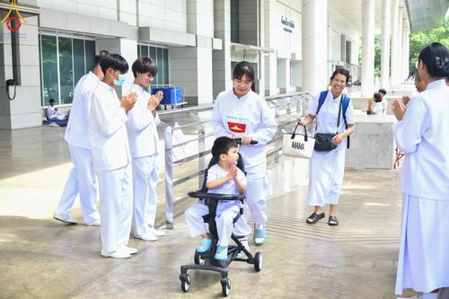 ภาพ No.146849:การต้อนรับพระสังฆาธิการ 2,000 กว่าวัดทั่วประเทศ และพิธีบูชาข้าวพระ เนื่องในวันสมาธิโลก วันอาทิตย์ที่ 4 สิงหาคม พ.ศ. 2567 ณ สภาธรรมกายสากล วัดพระธรรมกาย