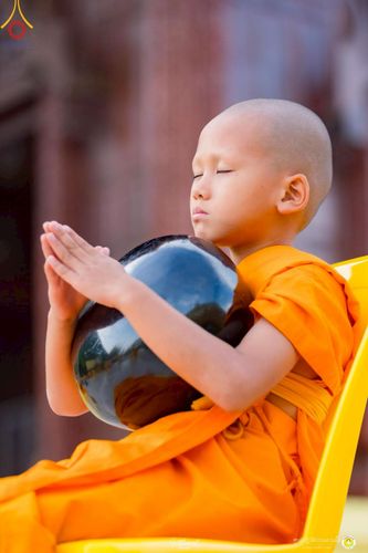 ภาพ No.222215:วันที่ 26-27 เมษายน พ.ศ. 2568 ศูนย์ปฏิบัติธรรมสวนผึ้ง ร่วมกับ ธุดงค์คสถานประจวบคีรีขันธ์ และวัดอ่าวน้อย  จัดกิจกรรมเดินธรรมยาตรา ตักบาตรข้าวสารอาหารแห้ง และจุดประทีปถวายเป็นพุทธบูชา ณ วัดอ่าวน้อย จ.ประจวบคีรีขันธ์