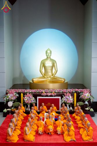 ภาพ No.223807:วันอาทิตย์ที่ 11 พฤษภาคม พ.ศ. 2568 พิธีอุปสมบทสามเณรเปรียญธรรมอุปสมบทอุทิศชีวิต 9 รูป อุบาสก 1 ท่าน ณ อุโบสถพระไตรปิฏกวัดพระธรรมกาย