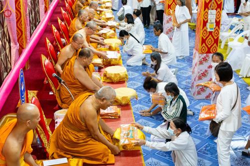 ภาพ No.203582:พิธีทอดผ้าป่าทำนุบำรุงศาสนสถาน ณ วัดตะเคียน ตำบลบางคูเวียง อำเภอบางกรวย จังหวัดนนทบุรี ในโครงการธรรมยาตรา กตัญญูบูชา มหาปูชนียาจารย์ พระมงคลเทพมุนี(สด จนฺทสโร) พระผู้ปราบมาร อนุสรณ์สถาน 7 แห่ง ปีที่ 13 วันที่ 29 มกราคม พ.ศ. 2568