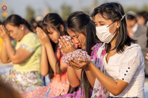 ภาพ No.116689:พิธีต้อนรับพระธรรมยาตรา ปีที่ 12 ณ อนุสรณ์สถานบางปลา จ.นครปฐม วันที่ 21 มกราคม พ.ศ. 2567
