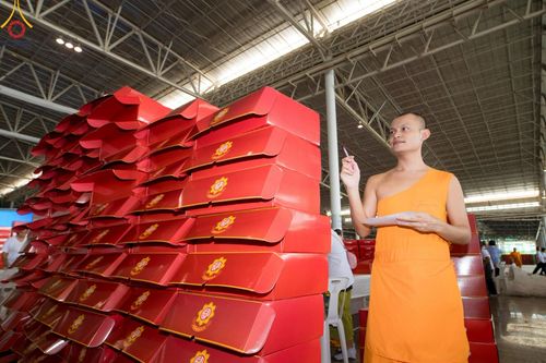 ภาพ No.212324:วันพุธที่ 19 มีนาคม พ.ศ. 2568 การบรรจุไทยธรรมลงกล่องสำเร็จ 43,500 กล่อง เพื่อถวายแด่พระสังฆาธิการ 40,000 กว่าวัดทั่วไทย ในวันคุ้มครองโลก 22 เมษายน พ.ศ. 2568 ณ บ้านแก้วเรือนทองคุณยายฯ วัดพระธรรมกาย